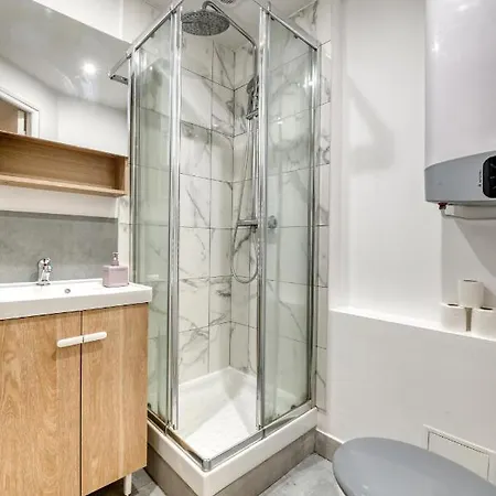 Modern Studio For 2 Persons Near La Bastille Apartment